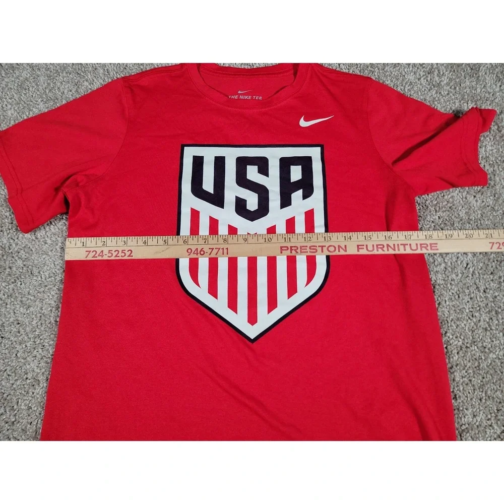 Nike T Shirt Boys XL Red USA Soccer Shield Logo Short Sleeve Tee Performance Fit
